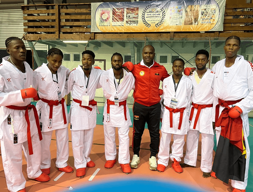 Angola Brilha no Campeonato Regional de Karatê